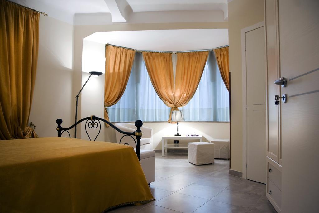 B&B Lepanto Messina Szoba fotó